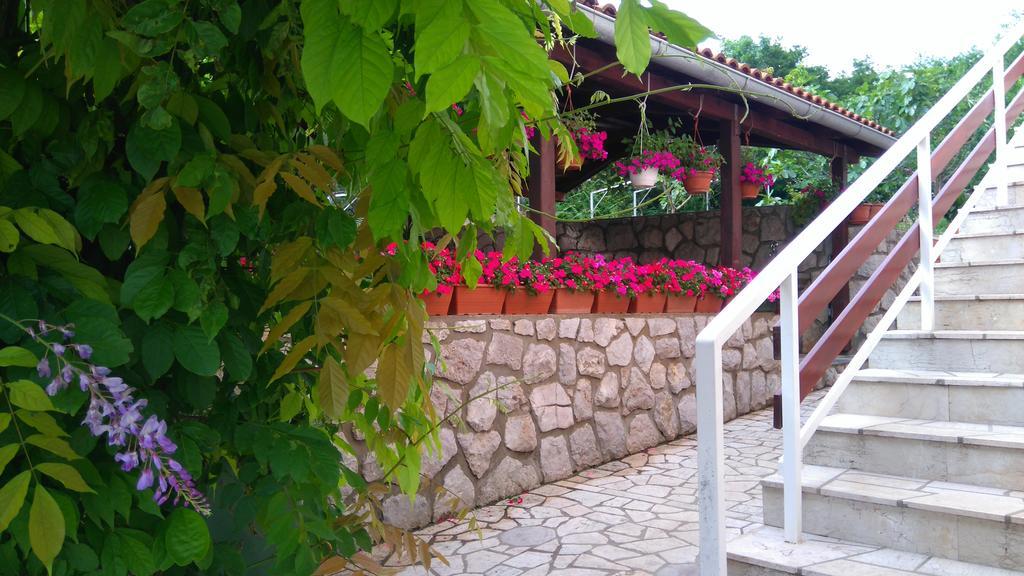 Guest House Djurdjica 드라말리 외부 사진