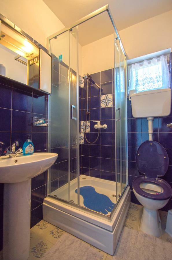 Guest House Djurdjica 드라말리 외부 사진