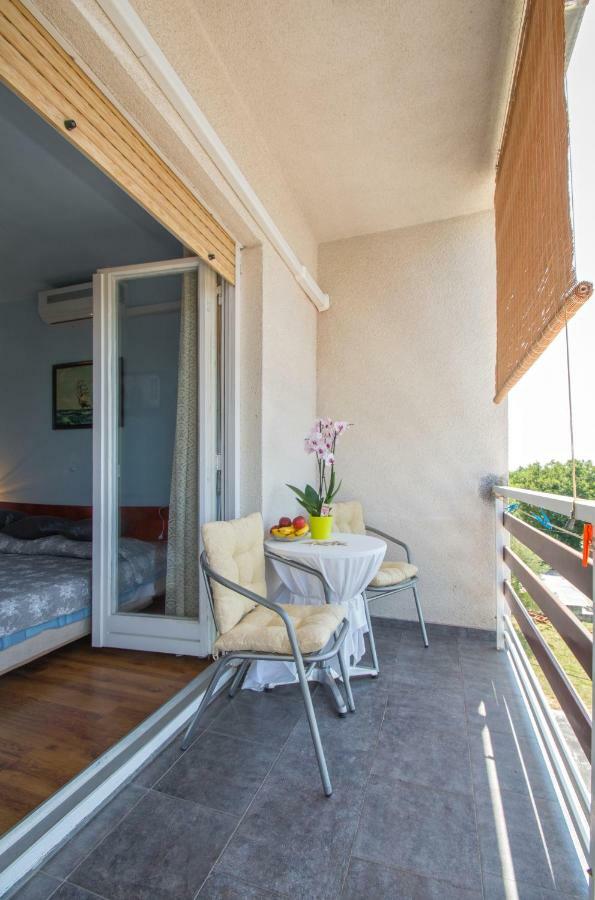 Guest House Djurdjica 드라말리 외부 사진