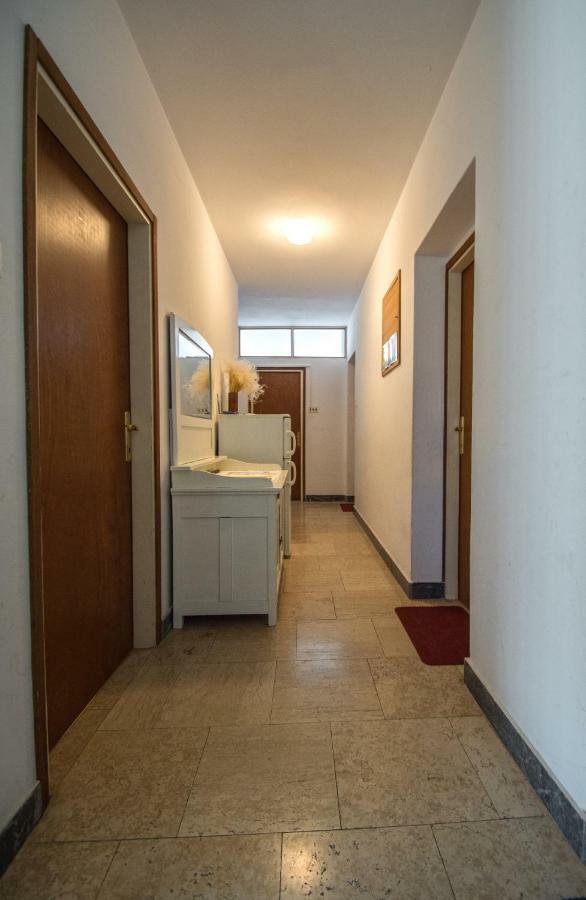 Guest House Djurdjica 드라말리 외부 사진