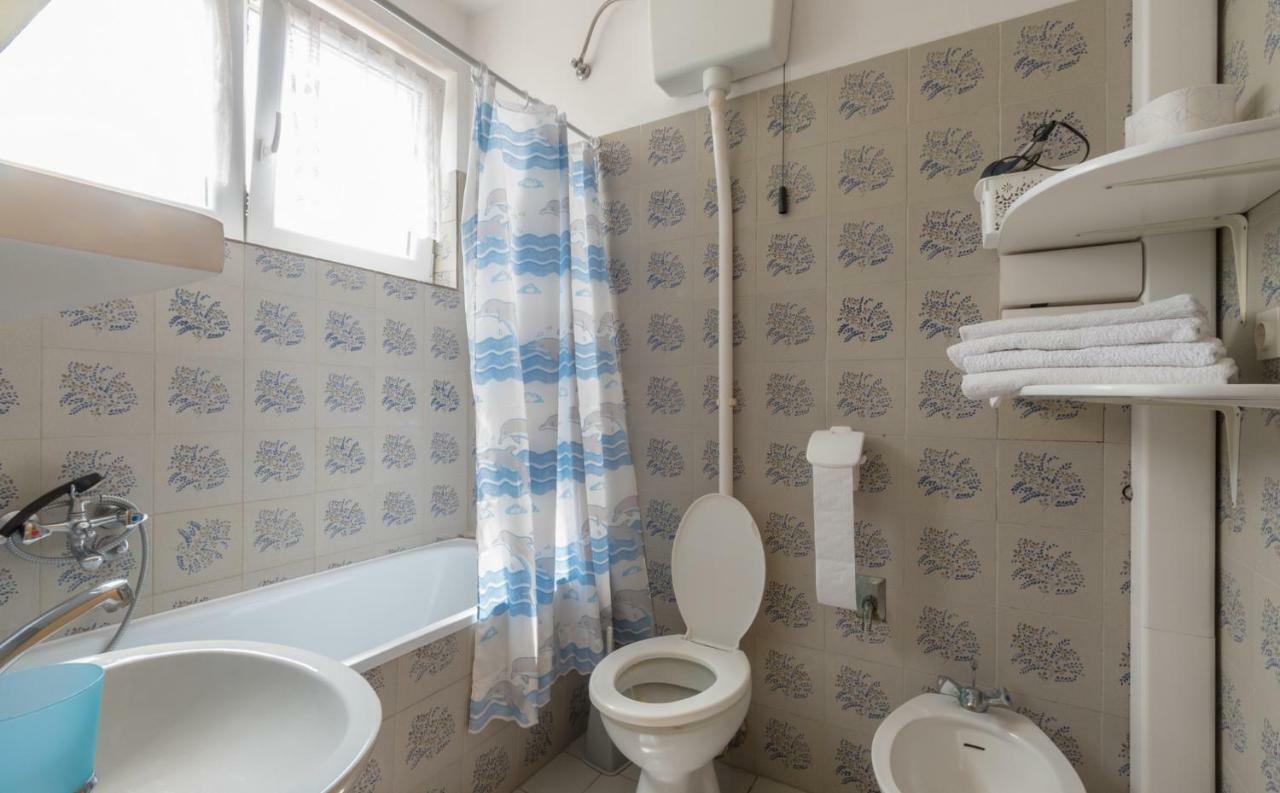 Guest House Djurdjica 드라말리 외부 사진